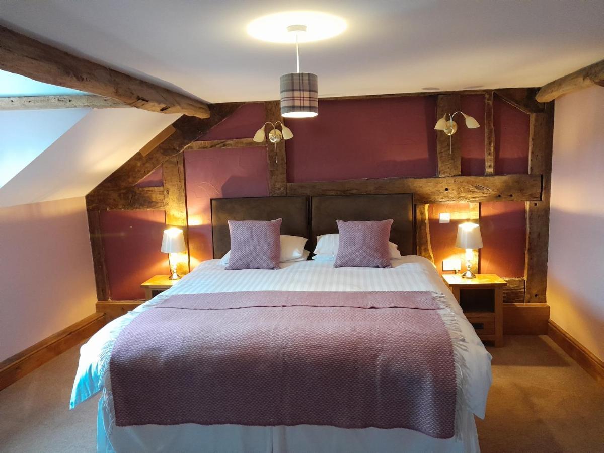 The Dolfor Inn Newtown  Buitenkant foto